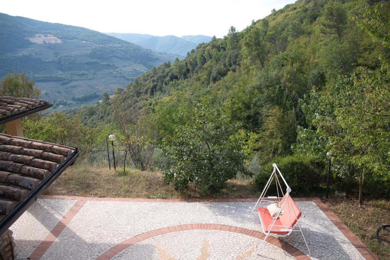 Agriturismo Il Casaletto Montefranco Екстериор снимка