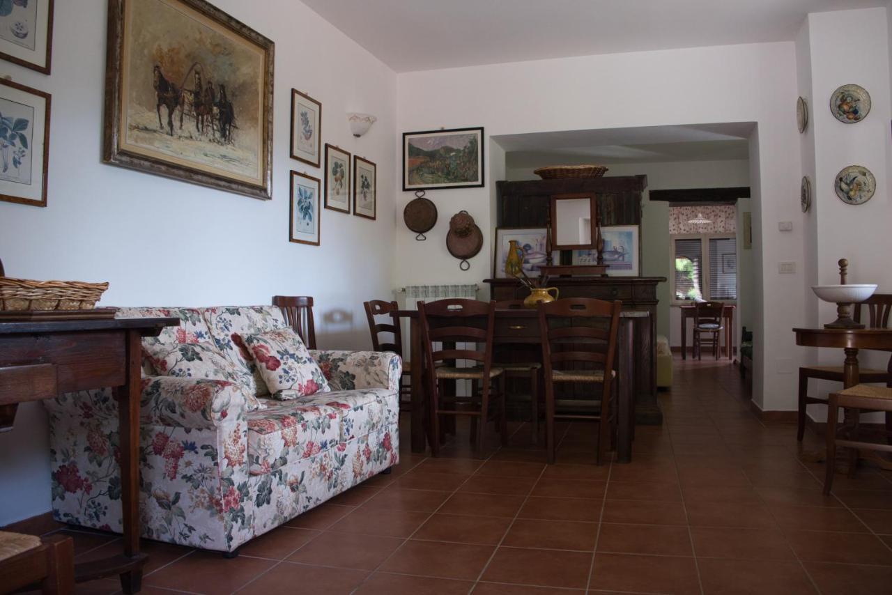 Agriturismo Il Casaletto Montefranco Екстериор снимка